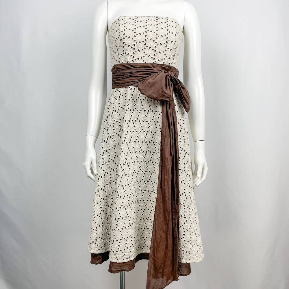Vintage Y2K BCBG Eyelet Lace Mini Dress Sz 4 Cream Brown‎ Coquette Bow Strapless